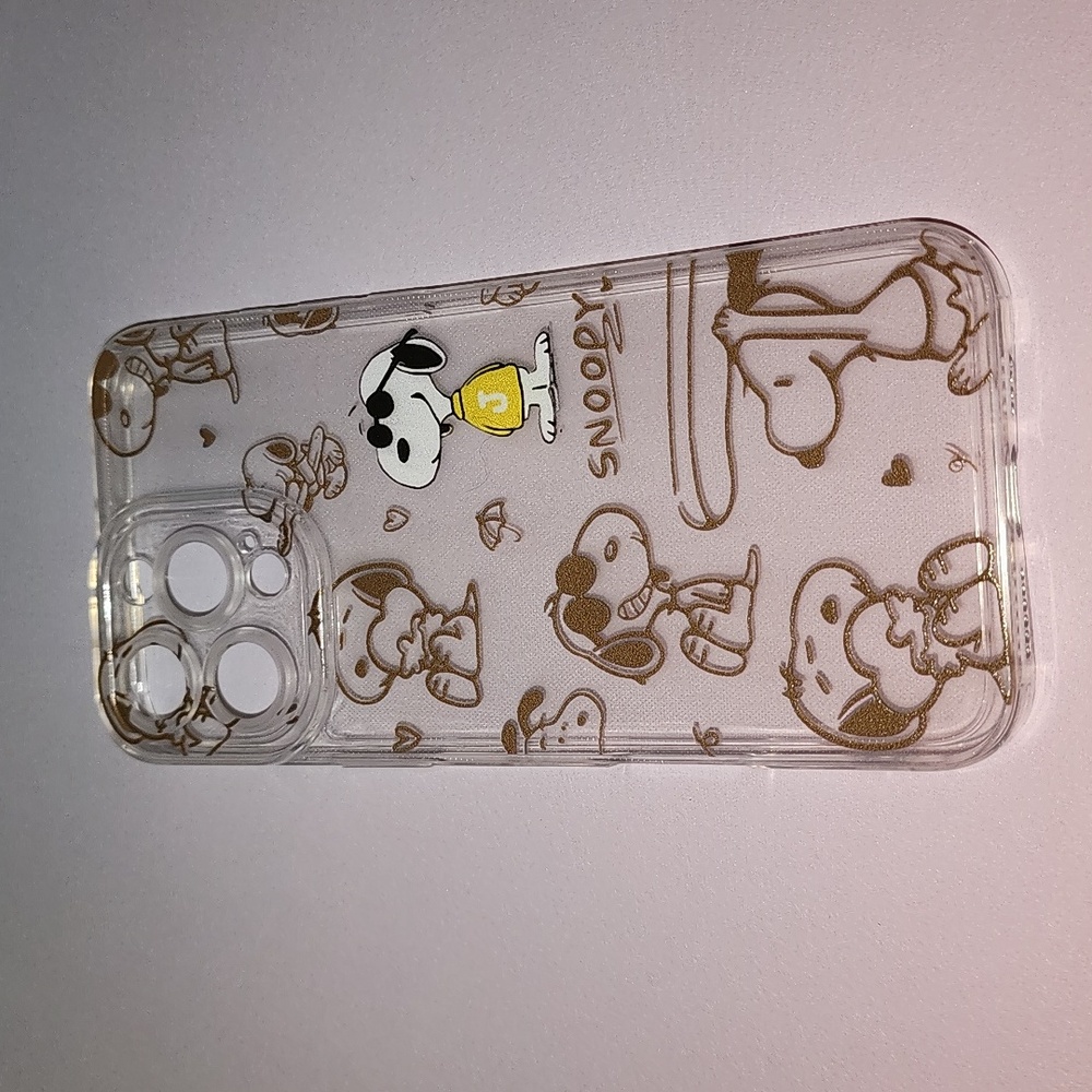 Brand new Apple IPhone 🍎 16 Pro Max   Peanuts Snoopy soft Silicone Phone